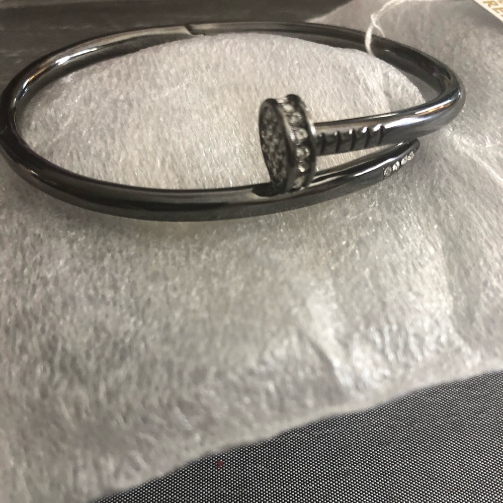 New PARK LANE CREST bracelet!  So cool- must have